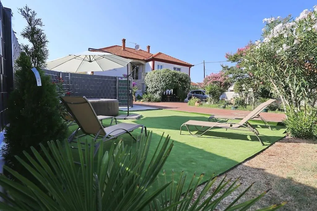 Apartamento Green Oasis Zadar With Jacuzzi