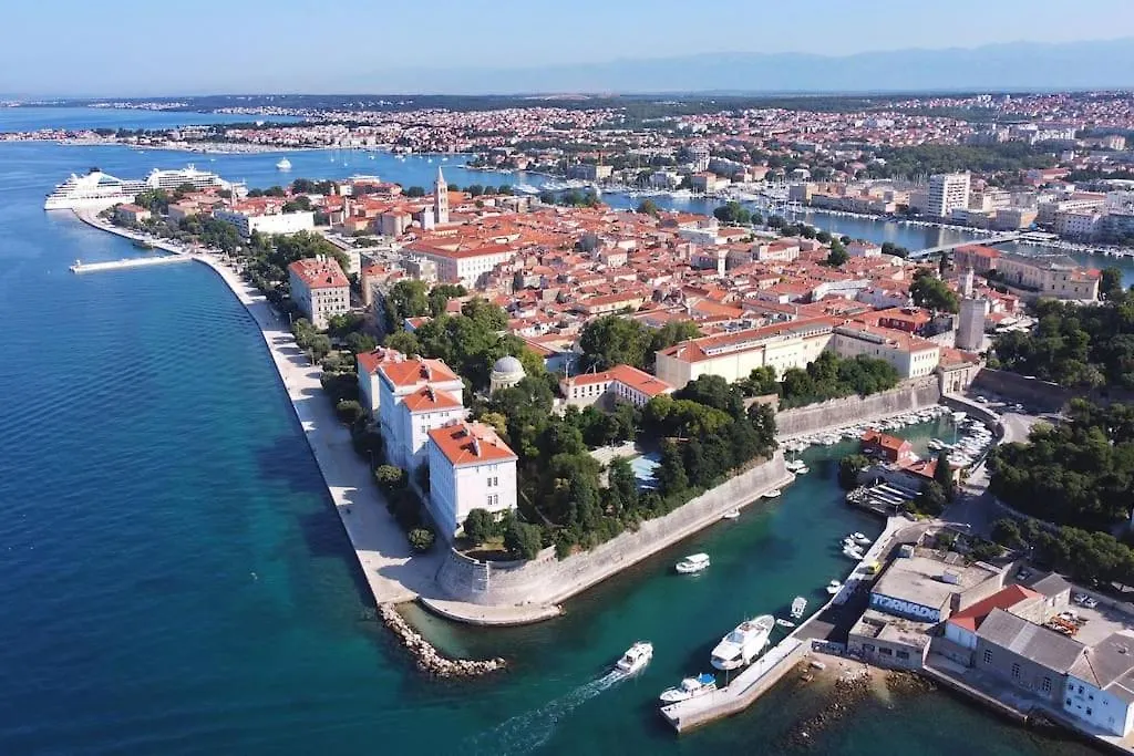 Green Oasis Zadar With Jacuzzi Croacia